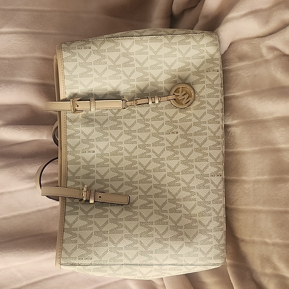 Michael Kors bag